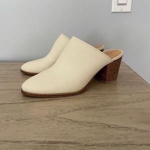 Madewell leather mules in size 8.